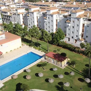https://apartamento-en-1-linea-de-playa-con-vistas-al-mar.es-andalucia.com